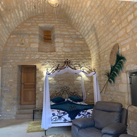 La Voutee 5 Epis Avec Bain Finlandais Prive Au Manoir Du Charme Gorges Du Tarn Bed & Breakfast Quezac  Dış mekan fotoğraf