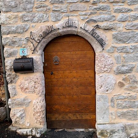La Voutee 5 Epis Avec Bain Finlandais Prive Au Manoir Du Charme Gorges Du Tarn Bed & Breakfast Quezac  Dış mekan fotoğraf