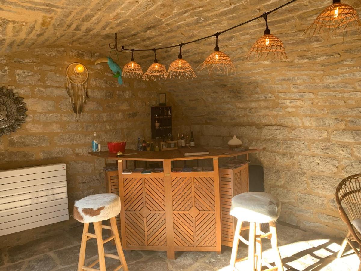 La Voutee 5 Epis Avec Bain Finlandais Prive Au Manoir Du Charme Gorges Du Tarn Bed & Breakfast Quezac  Dış mekan fotoğraf