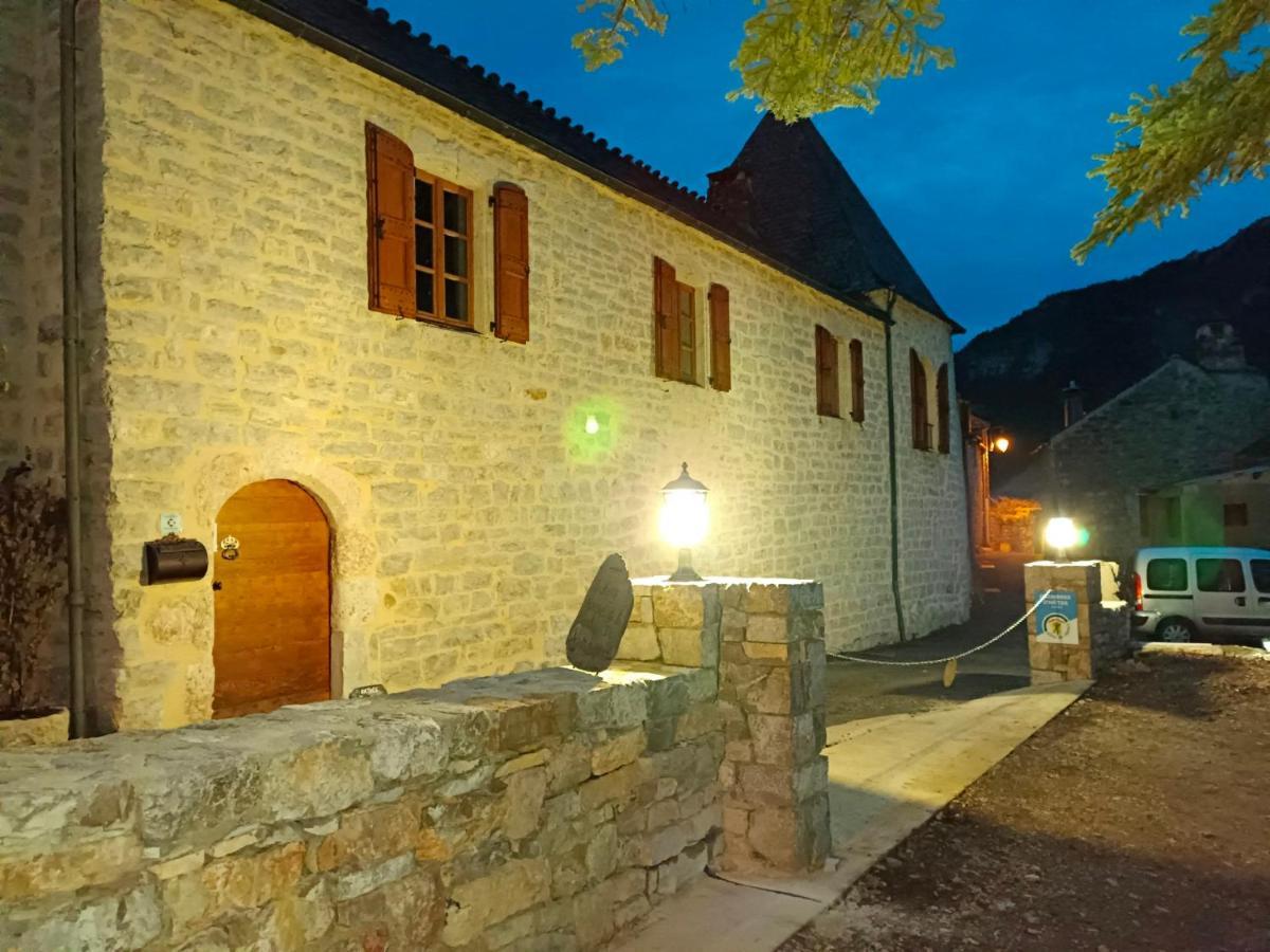 La Voutee 5 Epis Avec Bain Finlandais Prive Au Manoir Du Charme Gorges Du Tarn Bed & Breakfast Quezac  Dış mekan fotoğraf